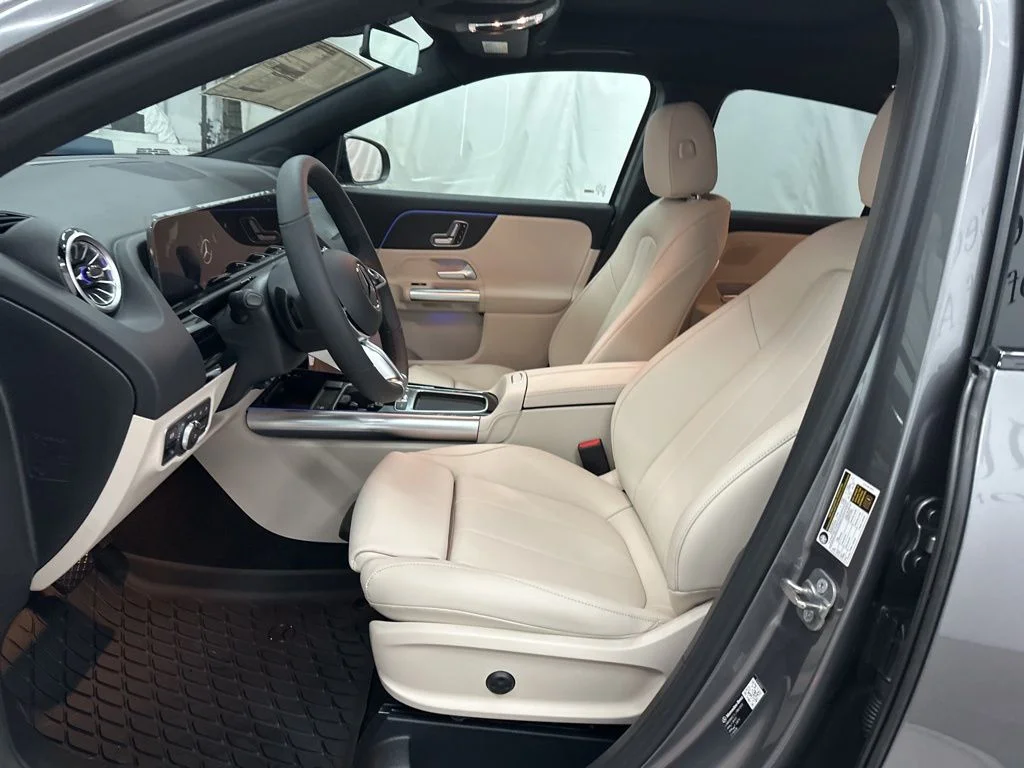 Used 2026 Gray Mercedes-Benz GLA 250 image 19