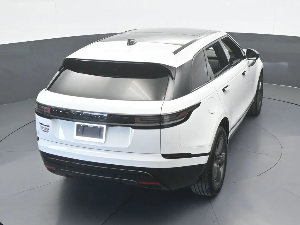 Used 2025 Gray Land Rover Dynamic SE image 47