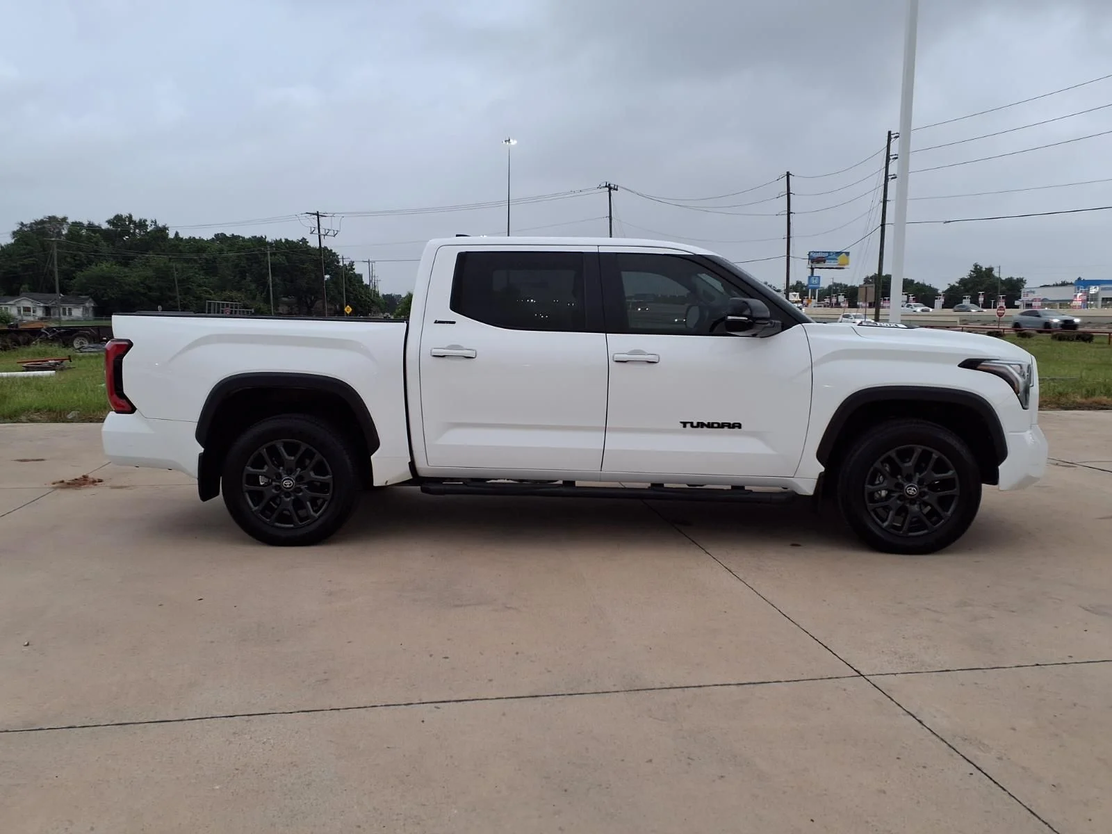 Used 2024 White Toyota Limited image 5