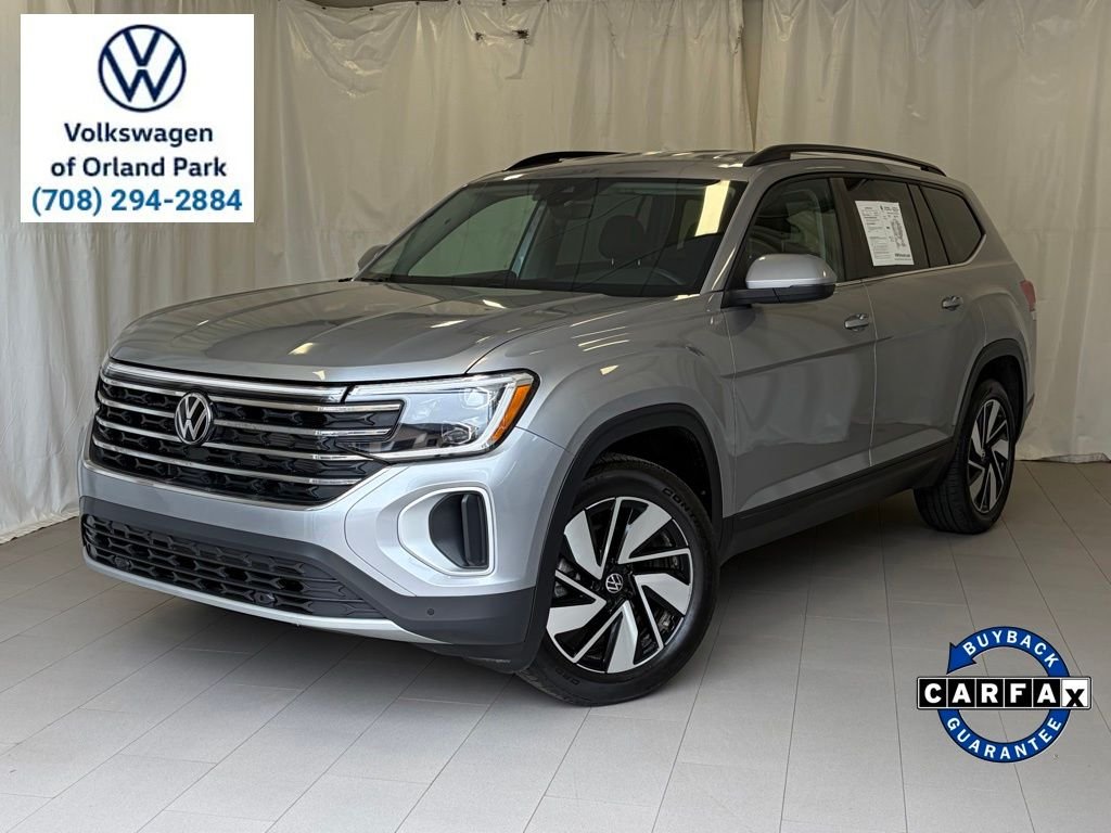 Certified Used 2025 Silver Mist Metallic Volkswagen 2.0T SE w/Technology image 1