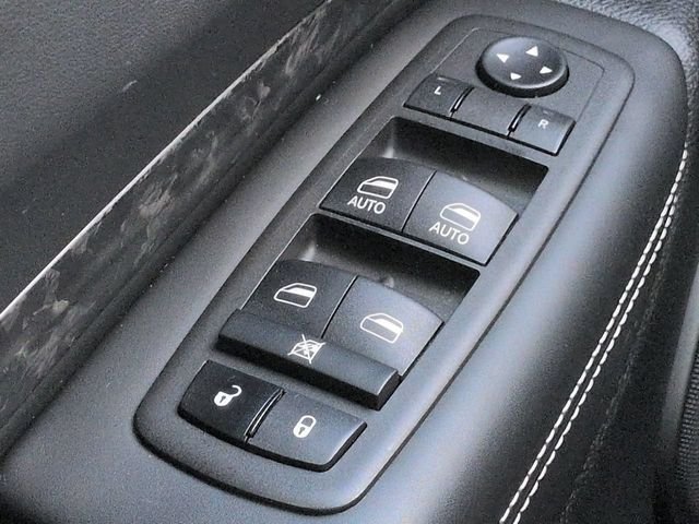 Used 2024  Dodge SRT Hellcat Premium image 24