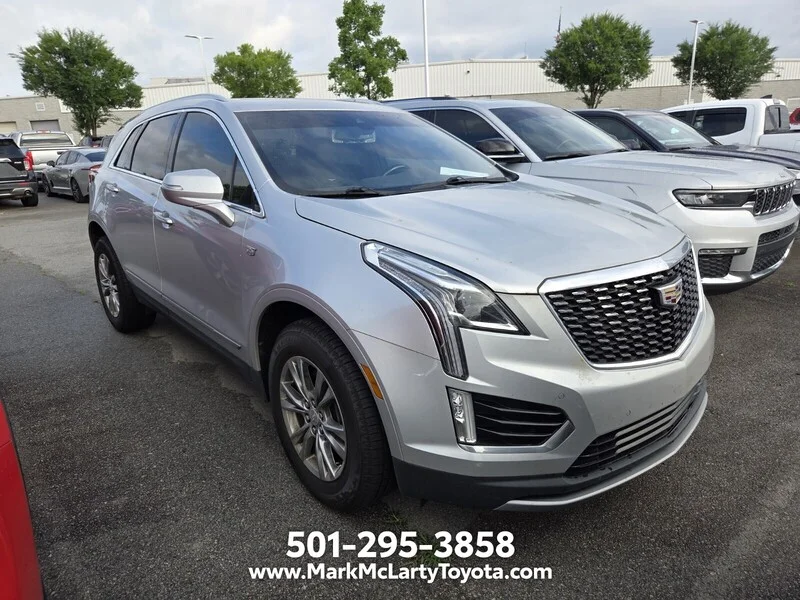 Used 2020 Radiant Silver Metallic CADILLAC PREMIUM LUXURY image 2