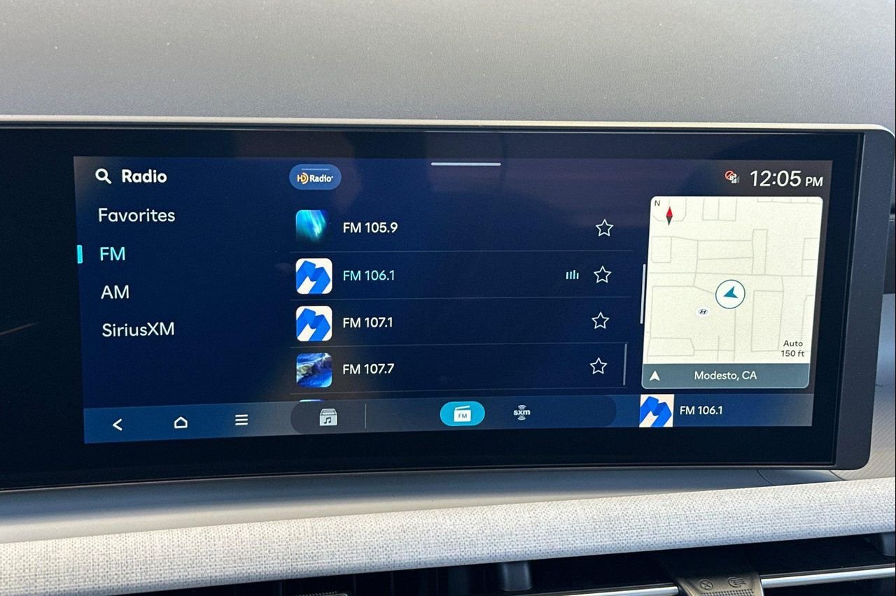 New 2026 Ecotronic Gray Hyundai SEL Premium FWD image 18