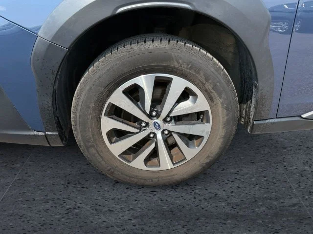 Used 2024 Cosmic Blue Subaru 2.5i image 9