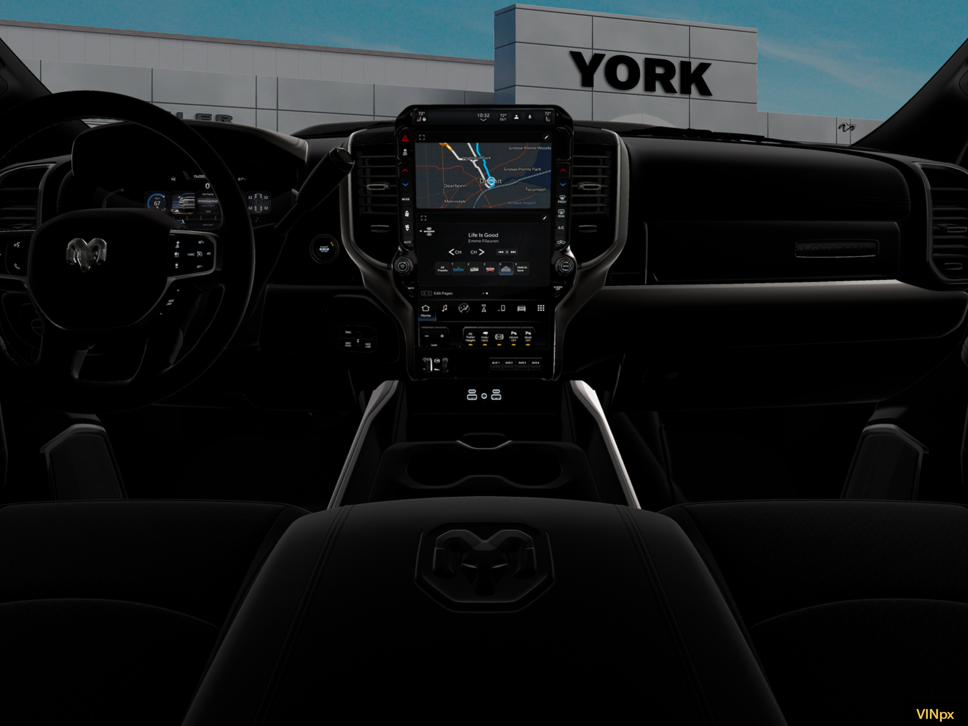 New 2026 Diamond Black Crystal Pearl-Coat Exterior Paint RAM LARAMIE image 30