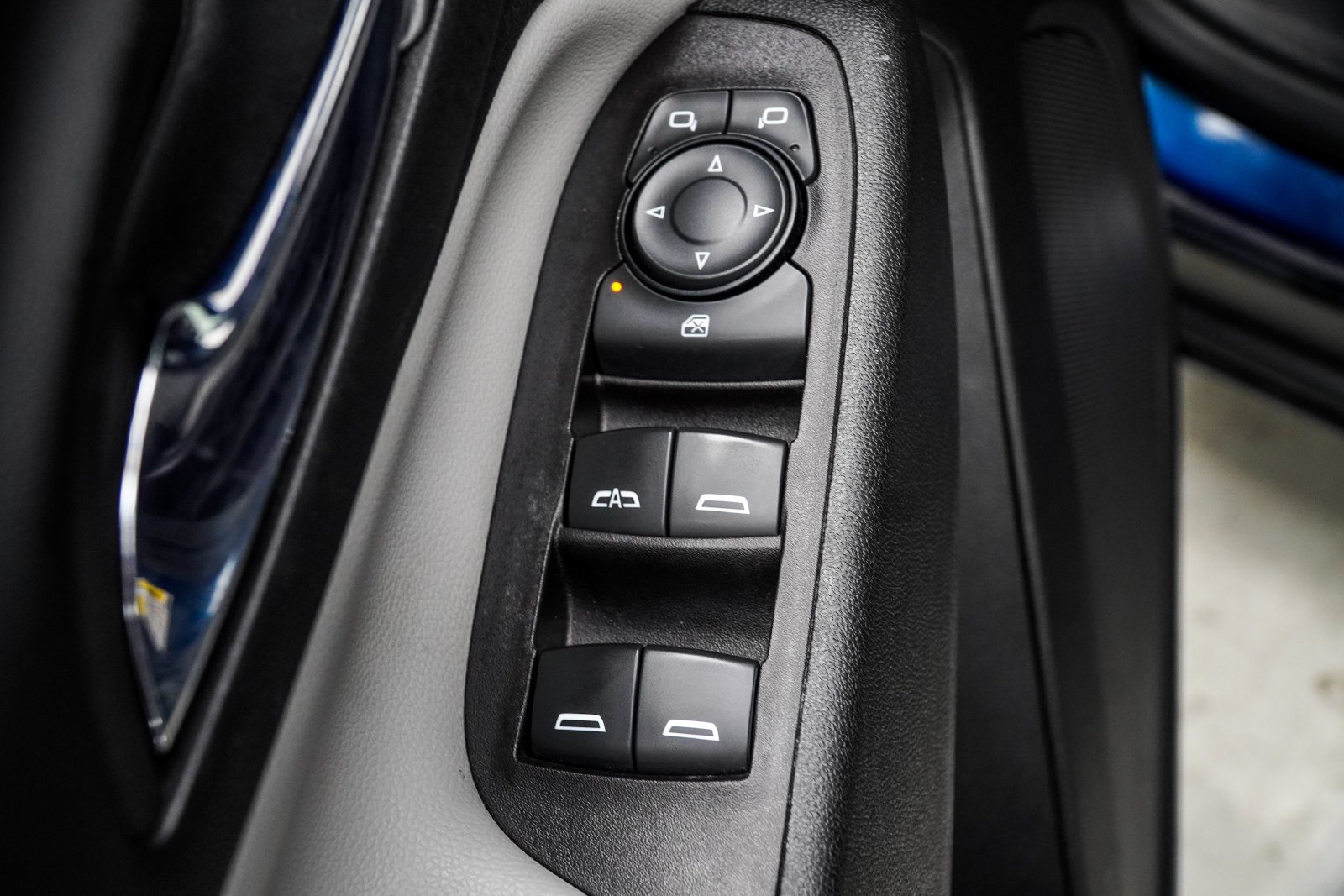 Used 2020 Blue Chevrolet LT image 32
