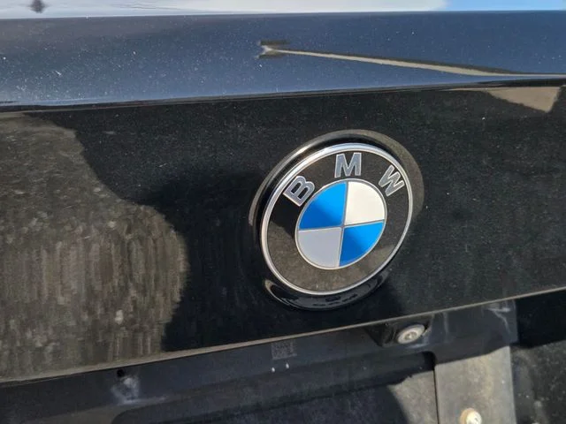 Used 2022 Black BMW 330i image 6