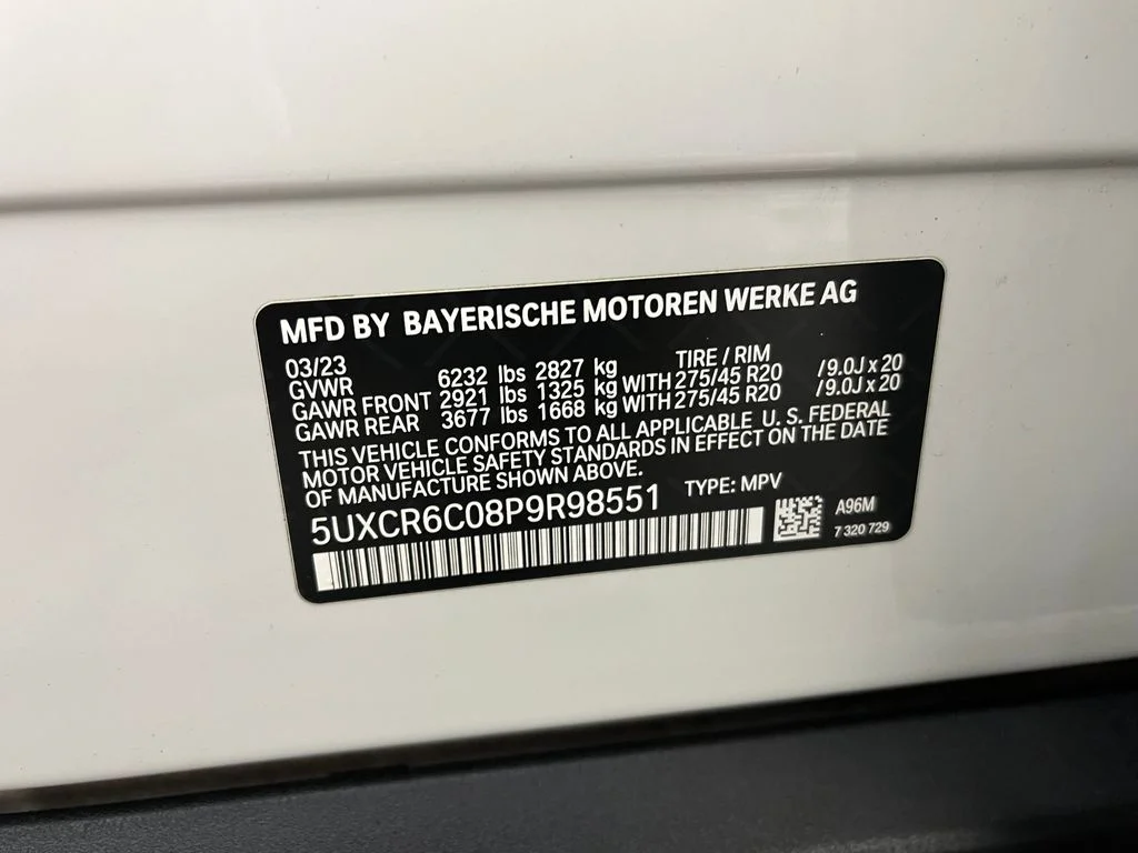 Used 2023 White BMW xDrive40i image 22