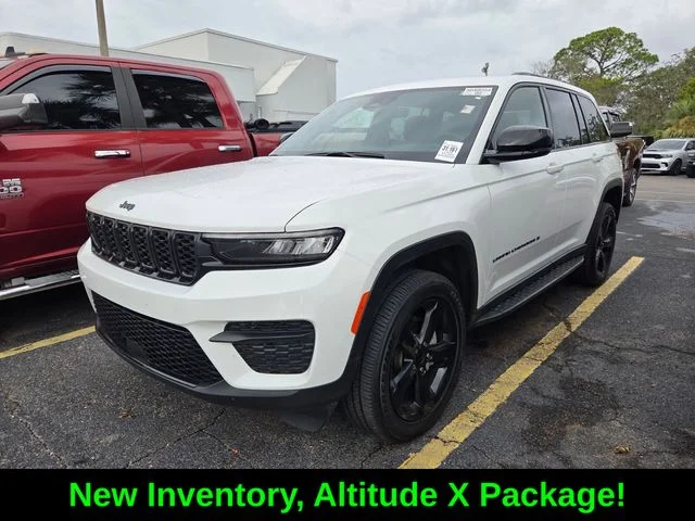 Certified Used 2025 White Jeep Altitude X image 3