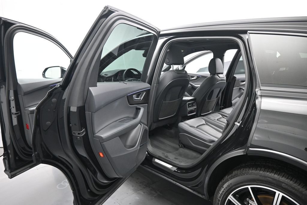Certified Used 2022 Black Audi 55 Premium Plus image 21