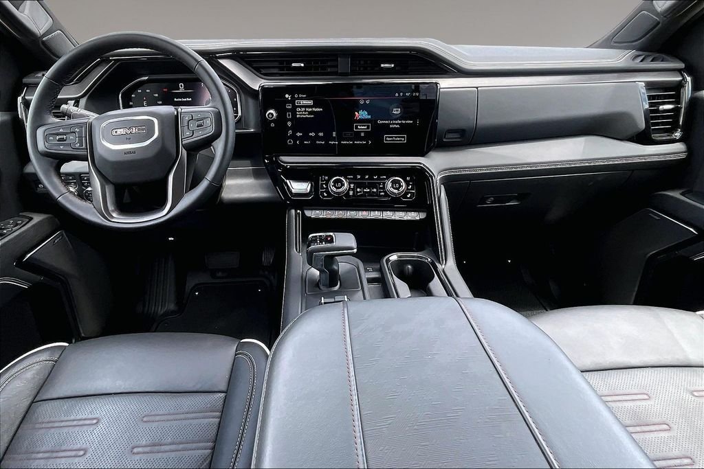 Used 2024 White GMC AT4X image 15