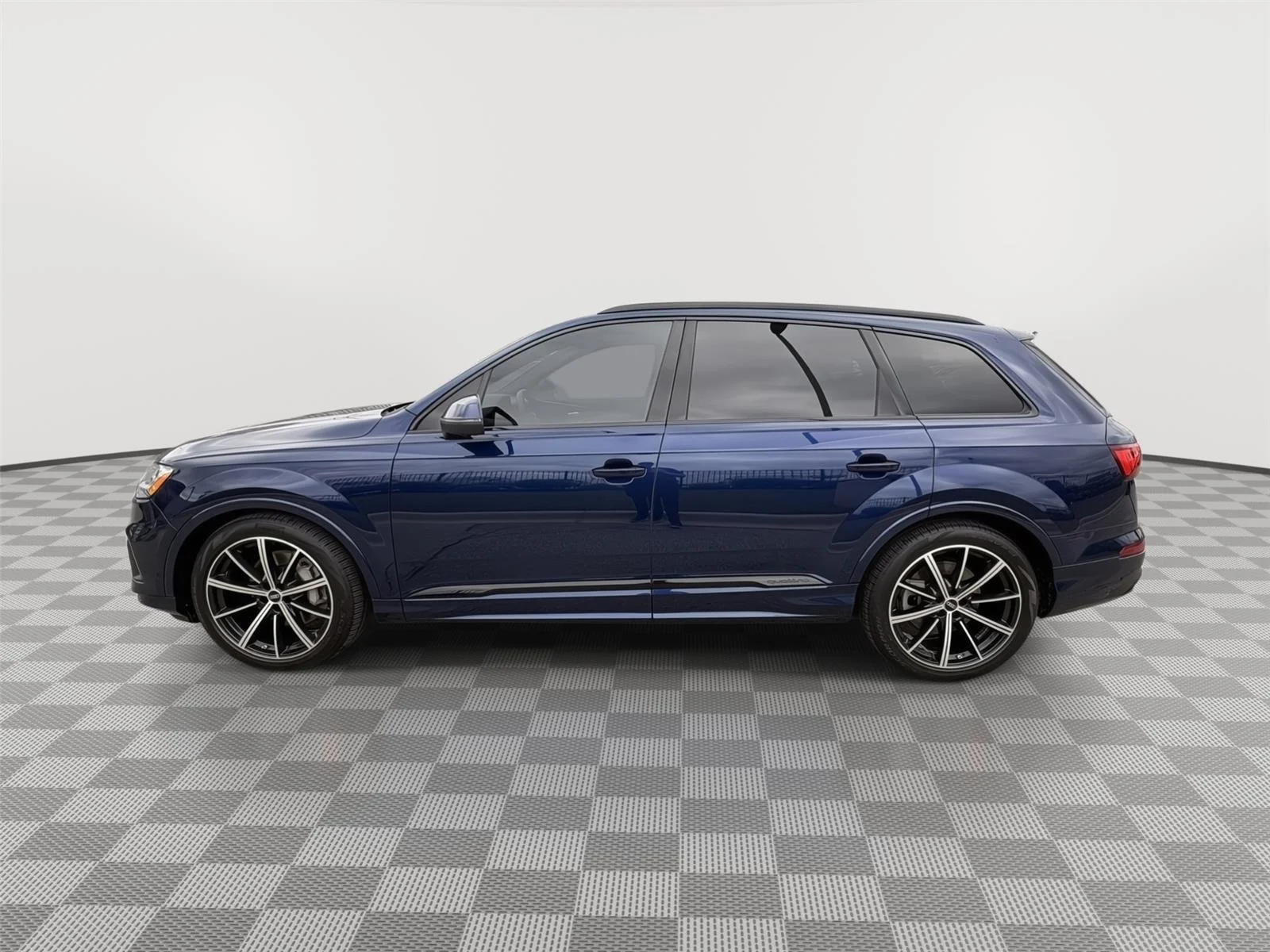 Used 2022 Navarra Blue Metallic Audi Prestige image 2