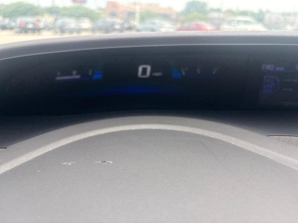 Used 2012 Silver Honda LX image 17