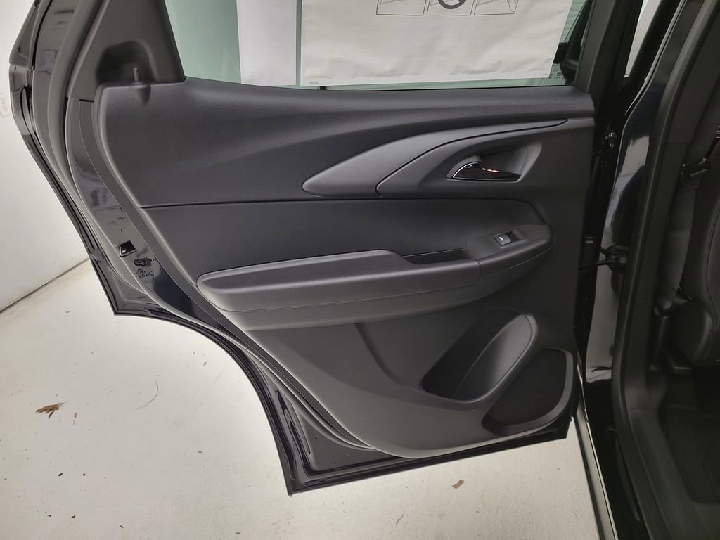 New 2026 Mosaic Black Metallic Chevrolet RS image 39