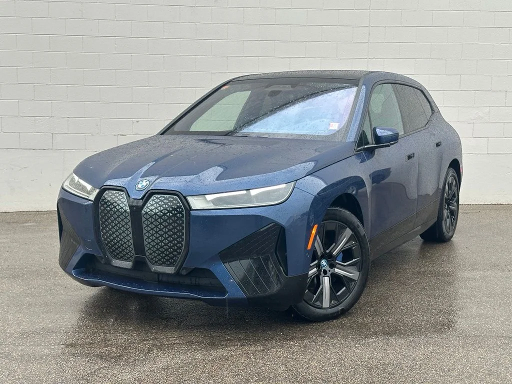 Used 2024 Blue Metallic BMW xDrive50 image 1