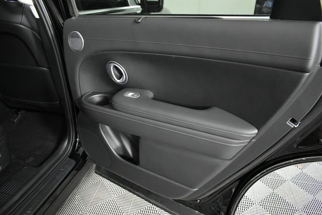 New 2026 Black Hyundai SEL 7P image 24