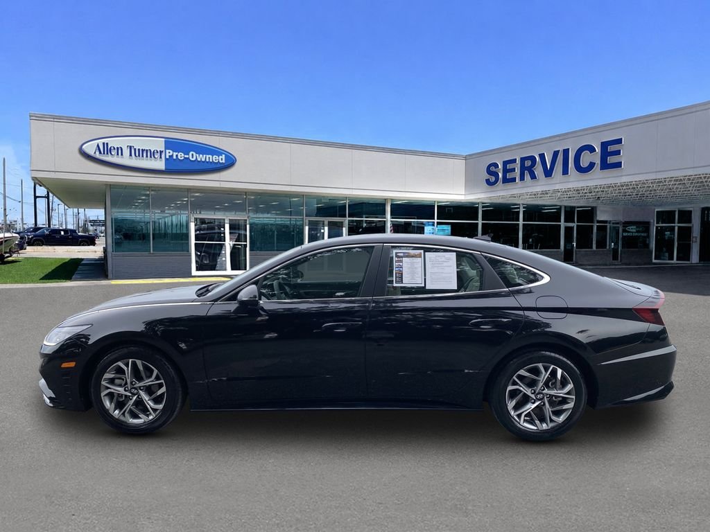 Used 2023 Onyx Black Hyundai SEL image 5