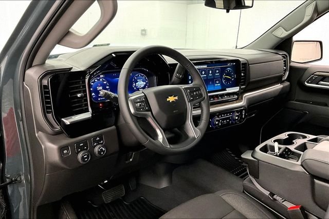 Used 2026 Cypress Gray Chevrolet LT image 17