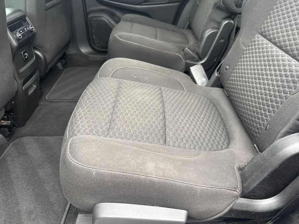 Used 2018 Blue GMC SLE-2 image 30