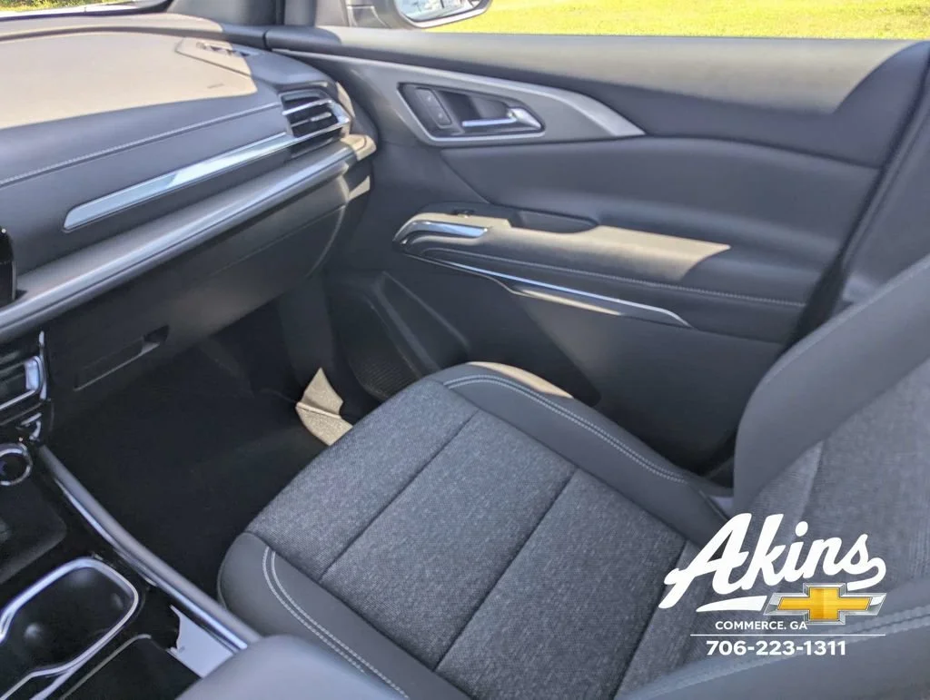 New 2026 Sterling Gray Metallic Chevrolet LT image 17
