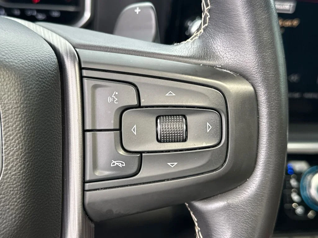Used 2023 Black GMC Denali Ultimate image 27