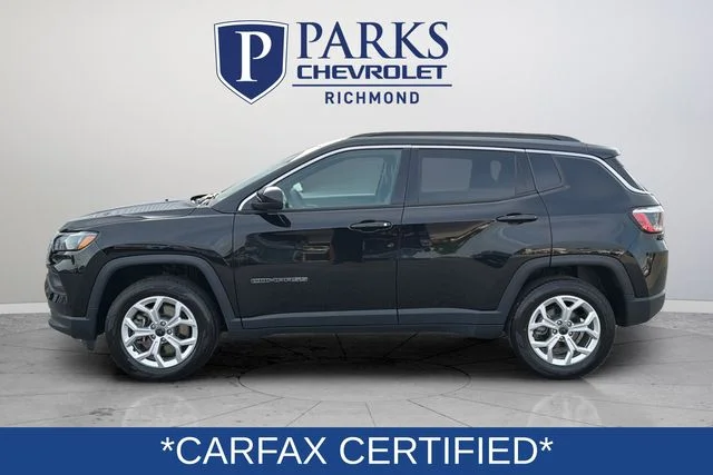 Used 2025 Black Jeep Latitude image 4