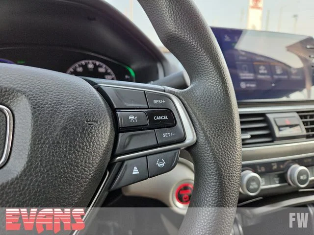Used 2021 White Honda Base image 14