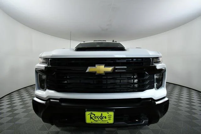 2026 Chevrolet Silverado 3500 HD Work Truck - Photo 7
