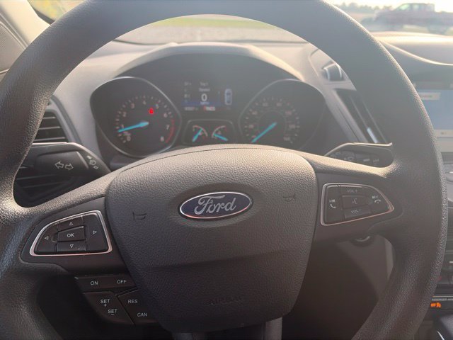 Used 2019 Black Ford SE image 17