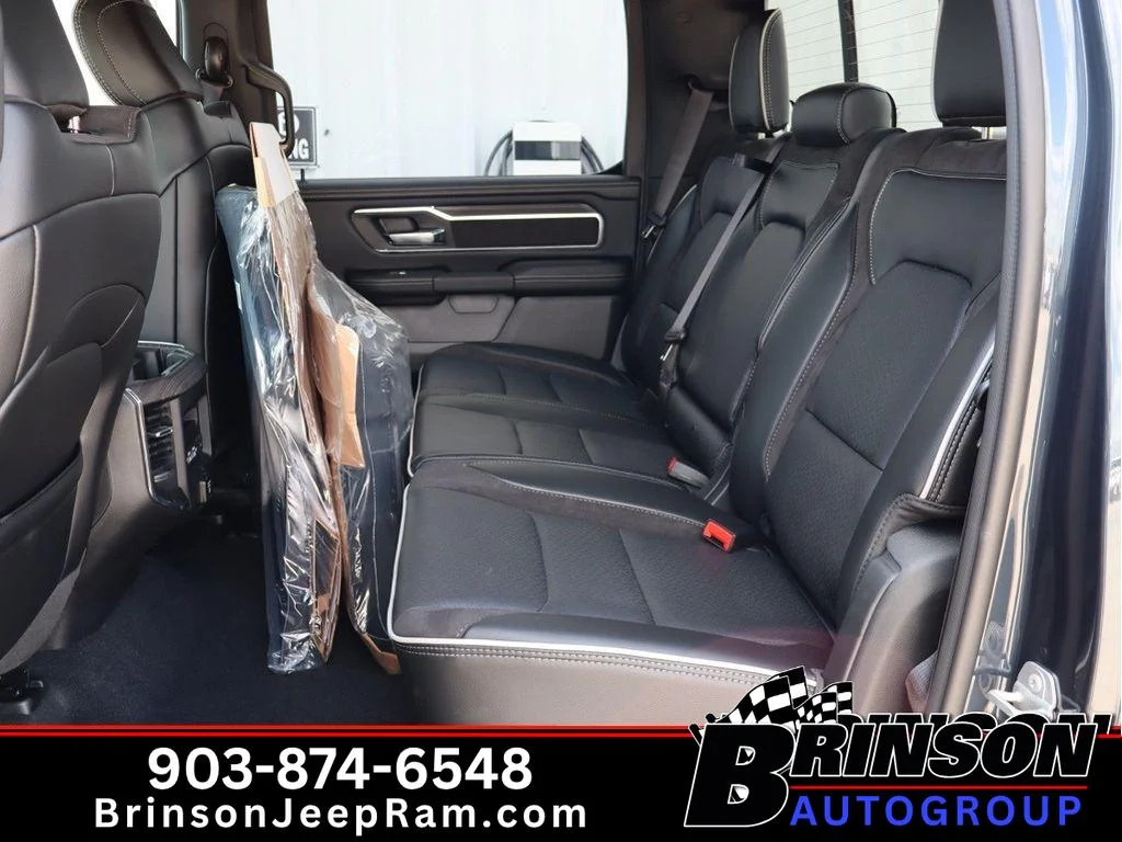 2026 RAM 1500 Laramie - Photo 9