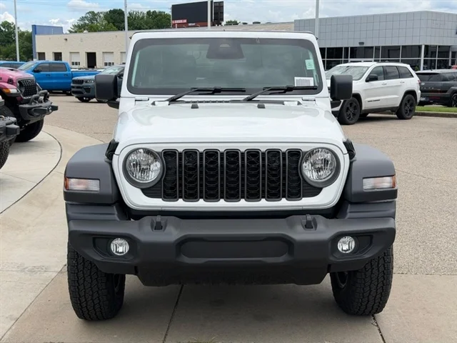 New 2026 Bright White Clearcoat Jeep Sport RHD image 2
