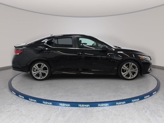 Used 2023 Black Nissan SR image 5