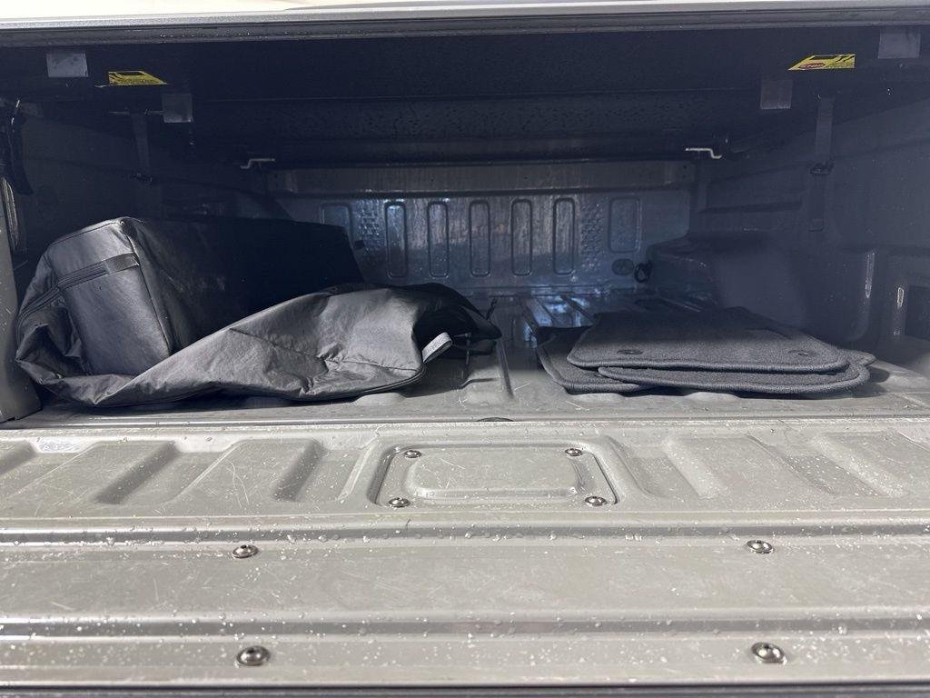 Used 2020 Sting-Gray Clearcoat Jeep Sport S image 9