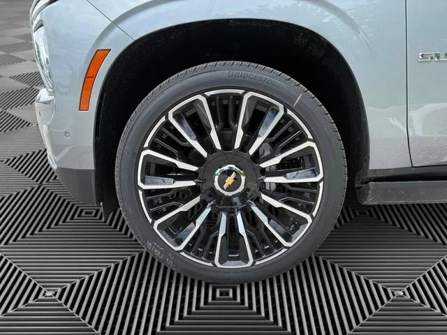 New 2026 Sterling Gray Metallic Chevrolet High Country image 9