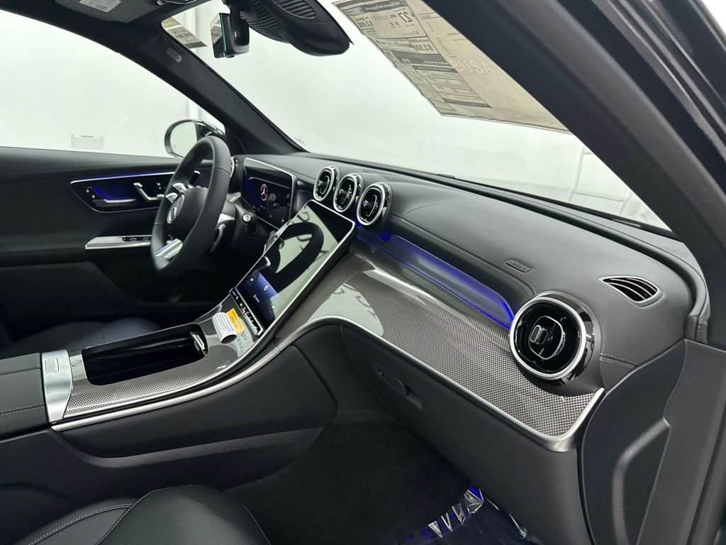 New 2026 Black Mercedes-Benz GLC 300 image 25