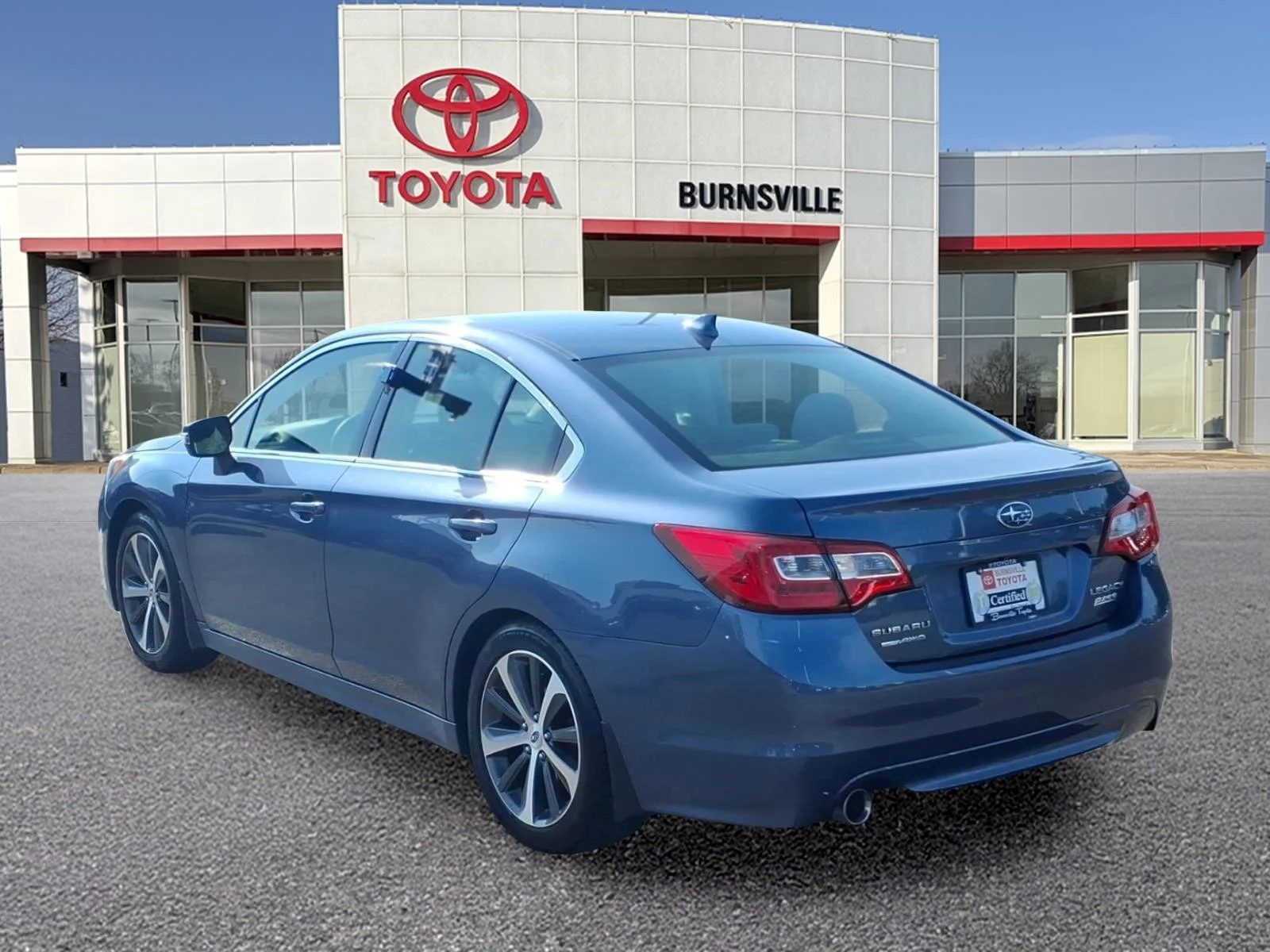 Used 2017 Blue Subaru 2.5i image 6