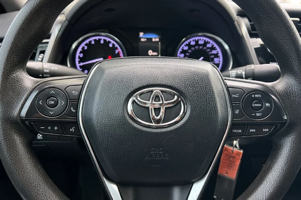 Certified Used 2019 White Toyota LE image 24