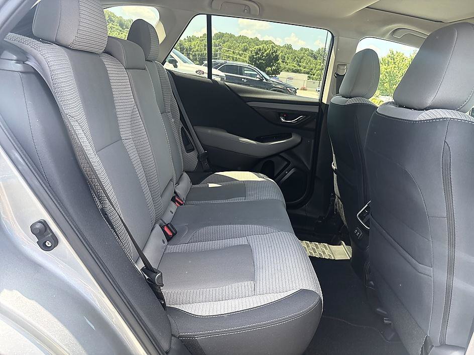 Used 2022 Ice Silver Metallic Subaru Premium image 16