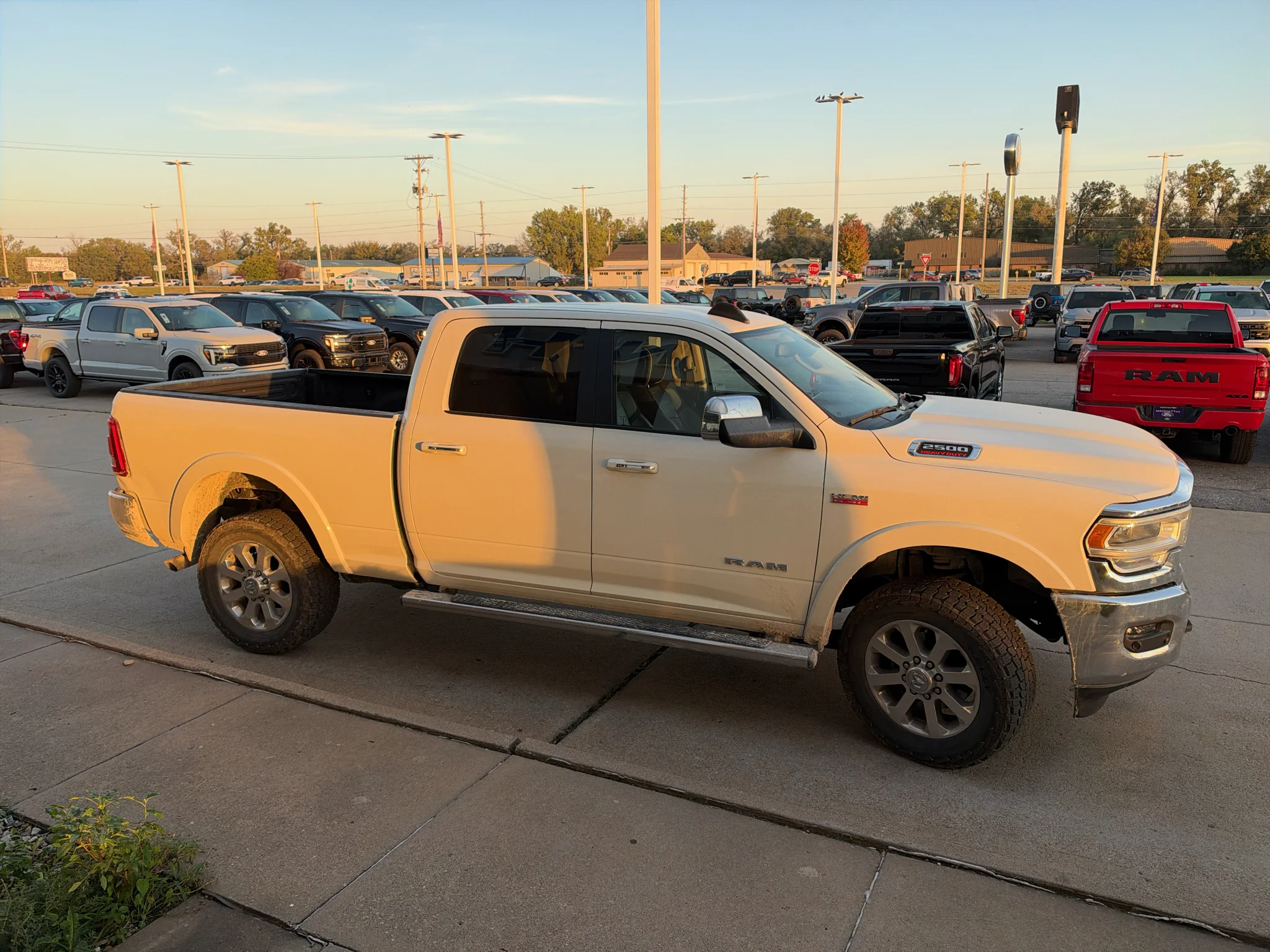 Used 2022 Pearl White Ram Laramie image 5