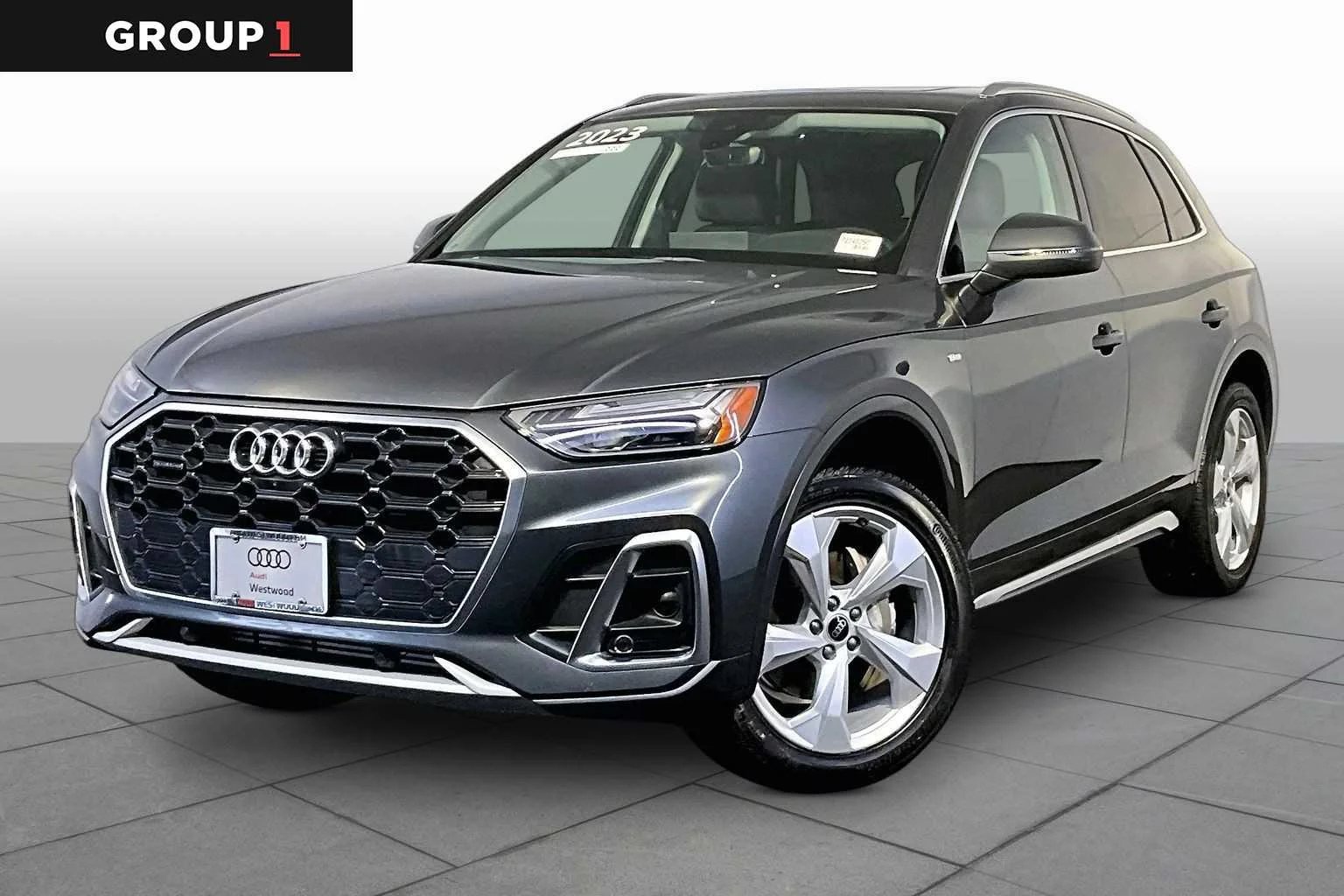 2023 Audi Q5 45 Premium Plus's photo