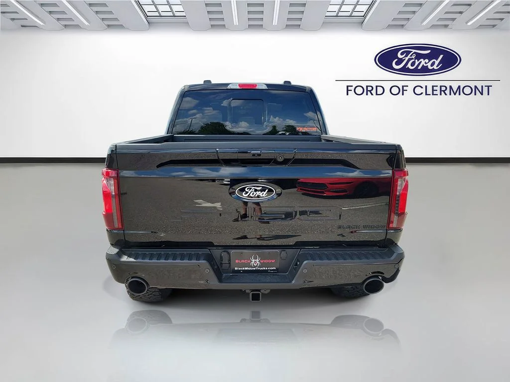 New 2026 Agate Black Metallic Ford XLT image 4