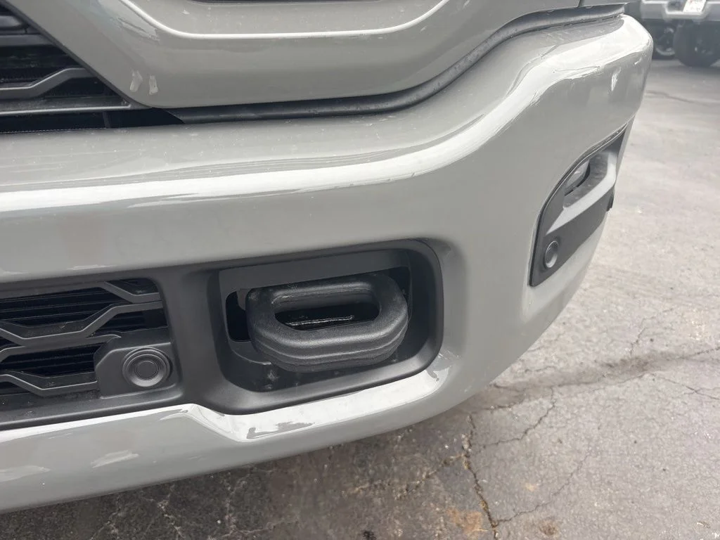 New 2026 Ceramic Gray Clear-Coat Exterior Paint RAM Limited image 11