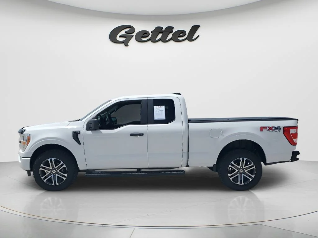 Used 2021 White Ford XL image 8