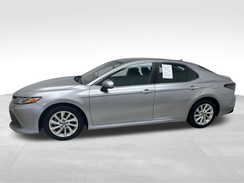 Used 2022 Silver Toyota LE image 2