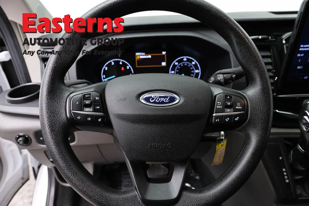Used 2024 White Ford XLT image 10