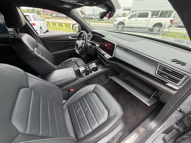 Used 2024 Gray Volkswagen 2.0T SEL R-Line image 12