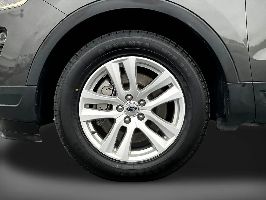 Used 2018 Magnetic Ford XLT image 35