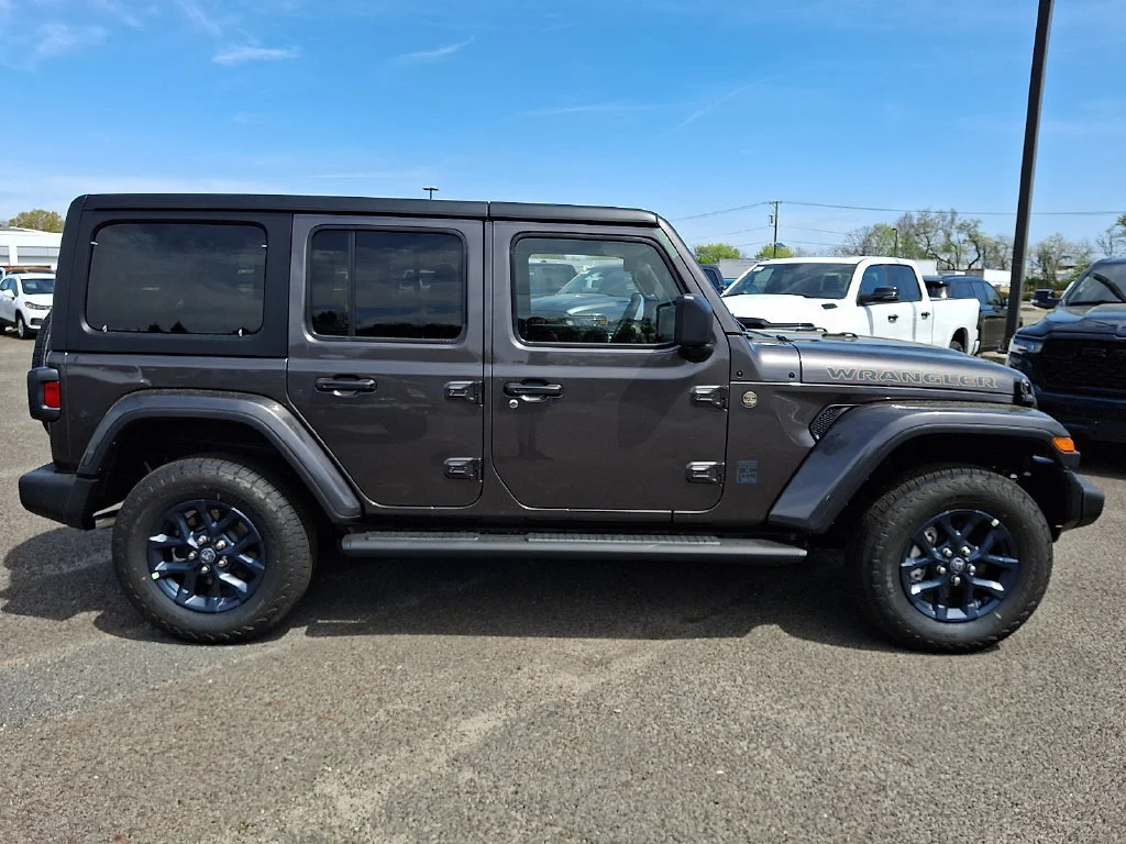New 2026 Granite Crystal Metallic Clear-Coat Exterior Paint Jeep 85th Anniversary image 9