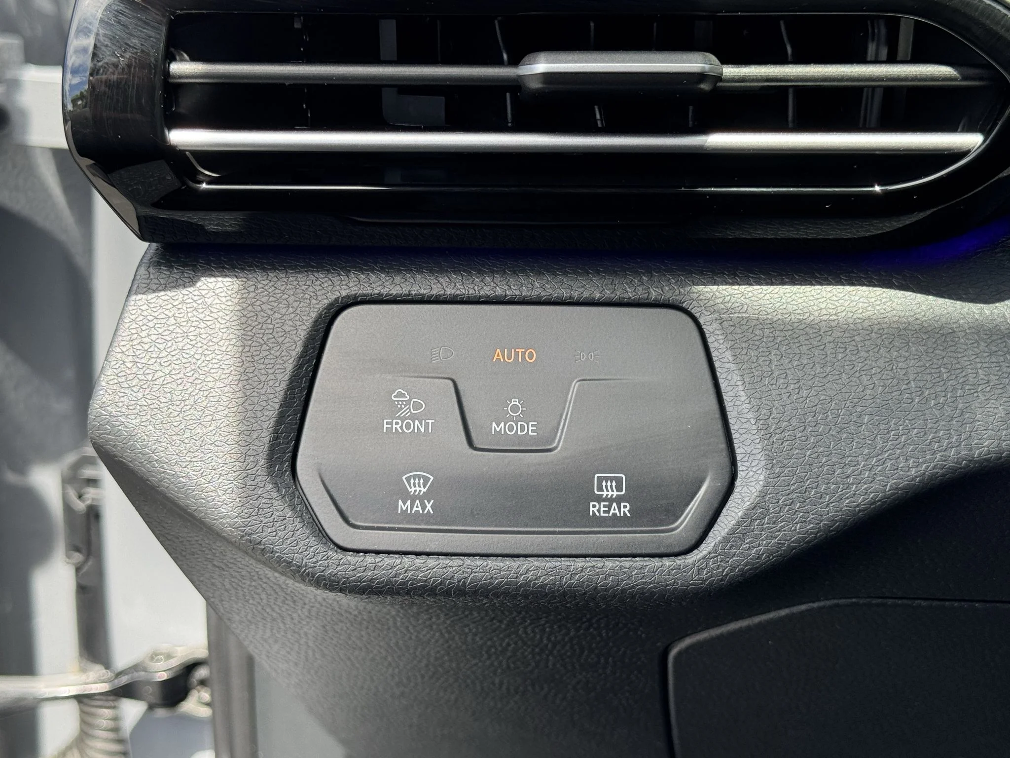 Used 2021 Black Roof Volkswagen Pro S w/ Gradient Pkg image 27