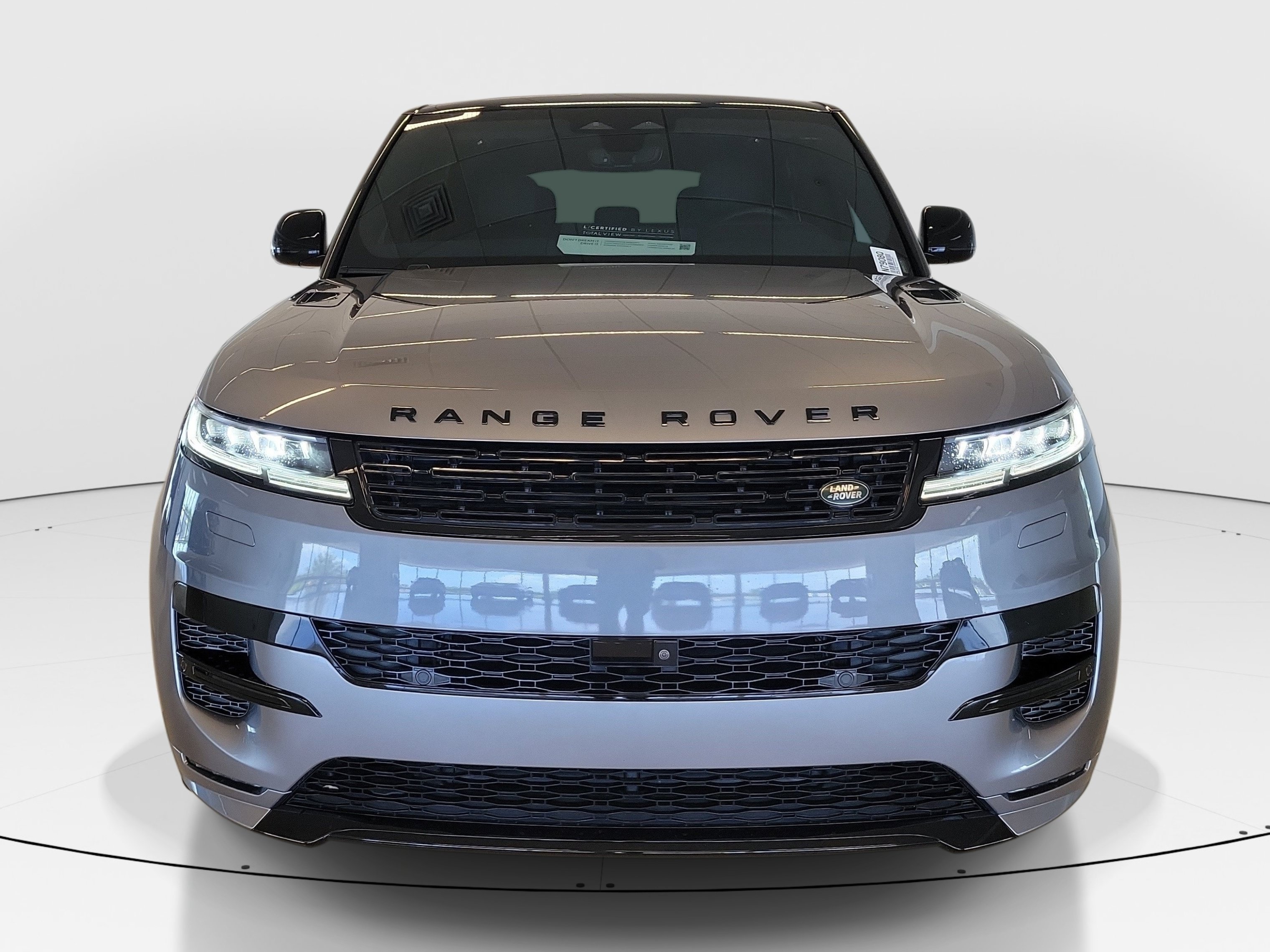 Used 2025 Eiger Grey Metallic Land Rover Dynamic SE image 3